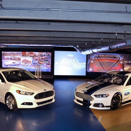 2012_nascar_presentation_fordfusion2013_05