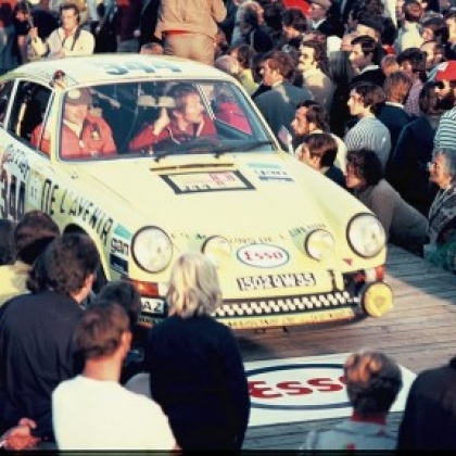 porsche-911-carrera-rs