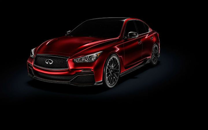 INFINITI-Q50-EAU-ROUGE