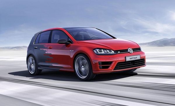 La-VW-Golf-restylee-de-2016-aura-la-reconnaissance-gestuelle