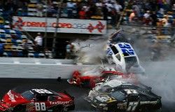 NASCAR-Daytona-2013-crash-Kyle-Larson