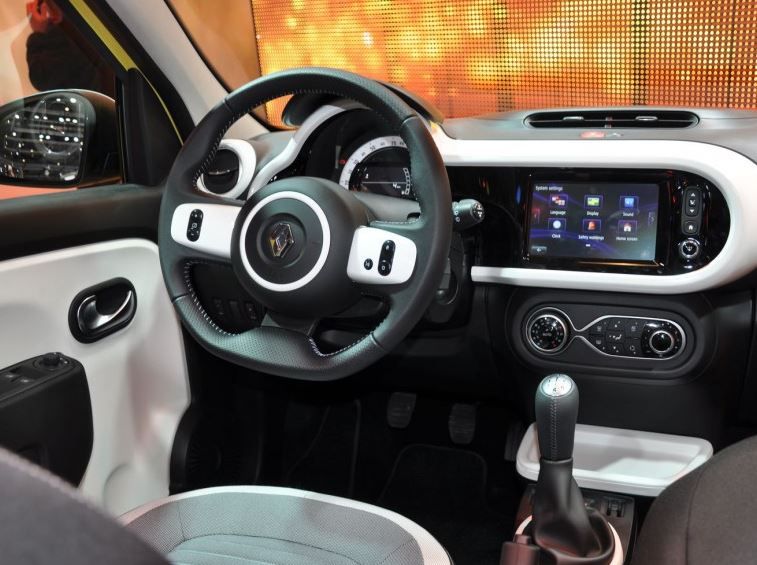 interieur-twingo-2015